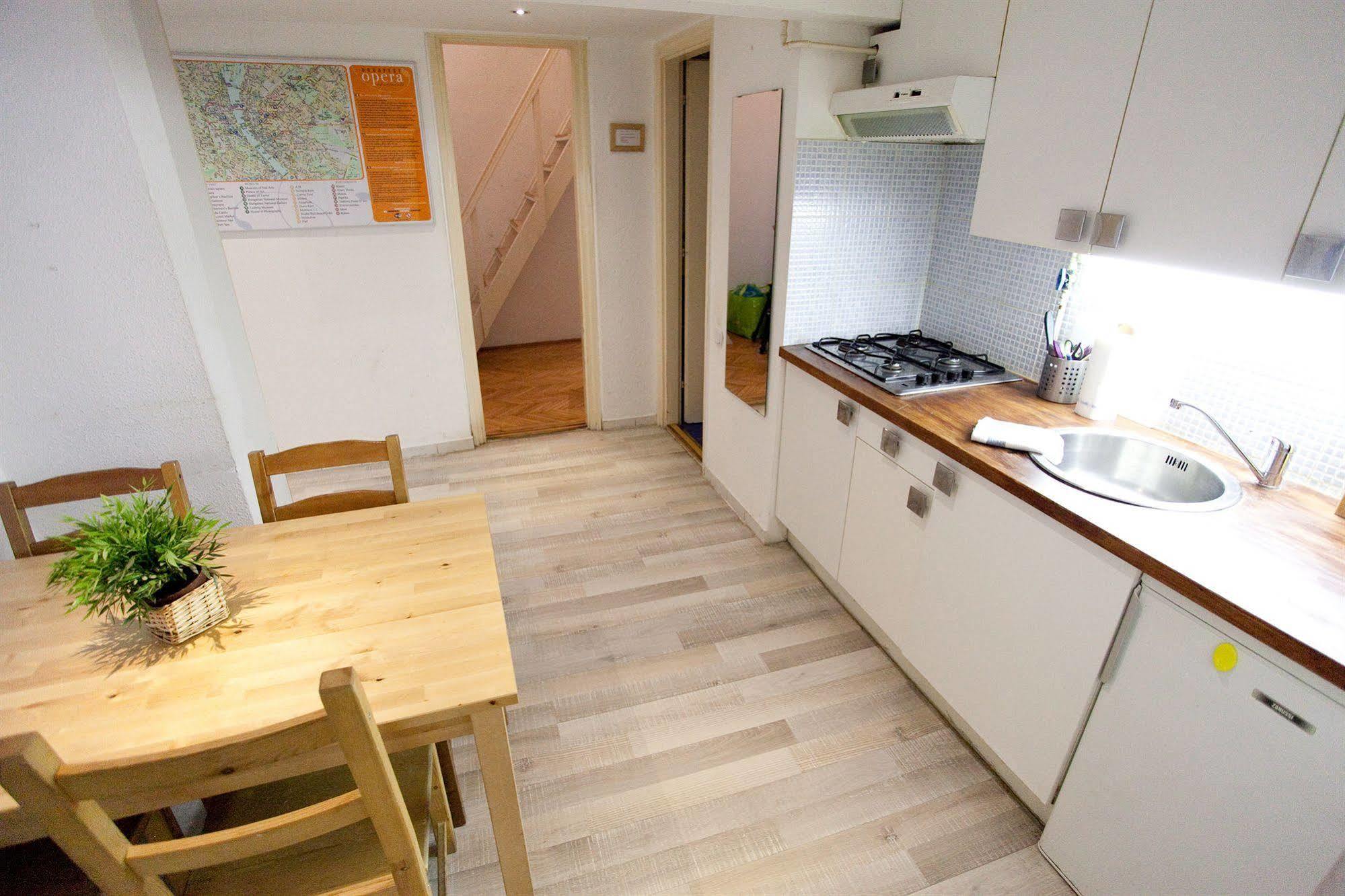Budapest Easy Flat Opera Kültér fotó